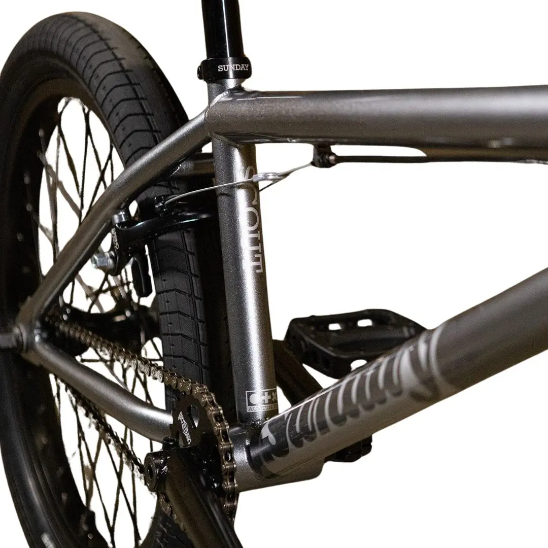 BMX SUNDAY 2027 Scout 21" Gloss Metallic Dark Silver – Image 5