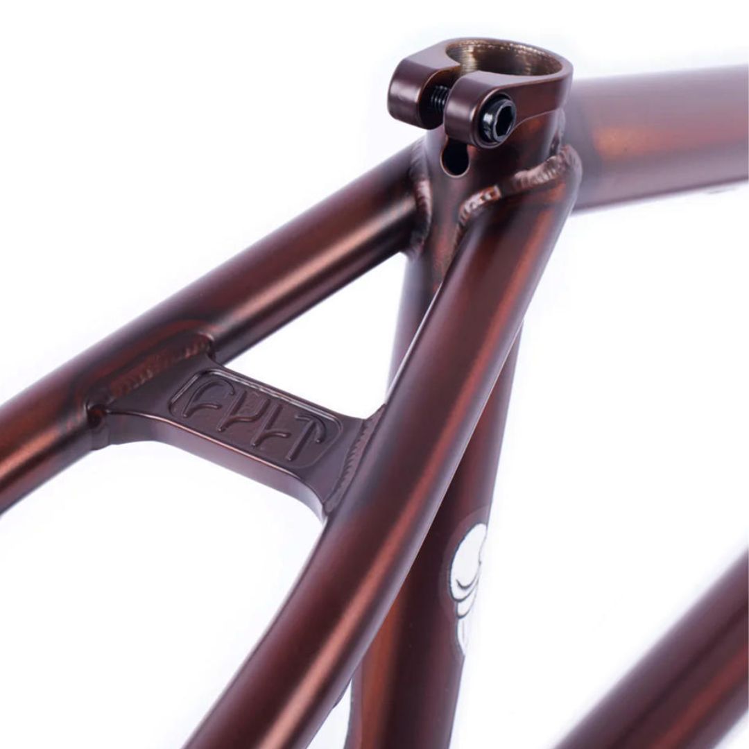 Cadre CULT DAK IC4 Par Freyne Matt Trans Brown – Image 8