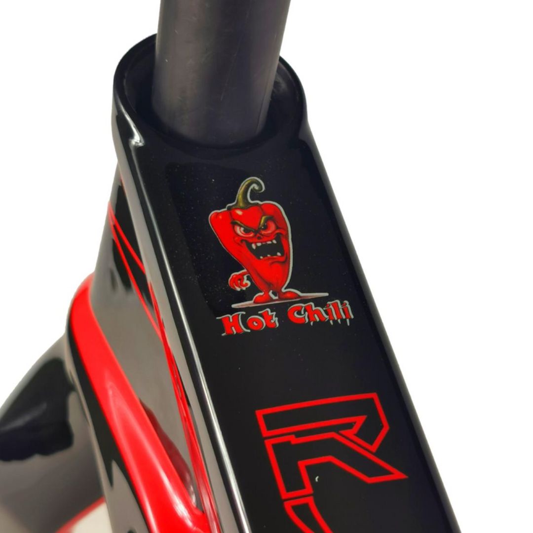 Cadre ICE Raptor IRC Gloss Black / Hot Chili – Image 4