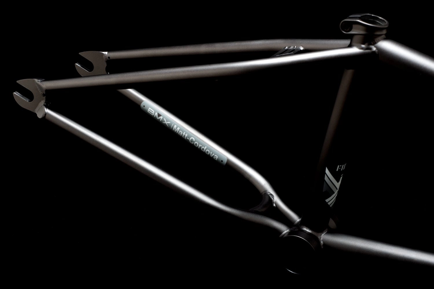 Cadre VERDE Fides Matte Grey Sign Matt Cordova – Image 4