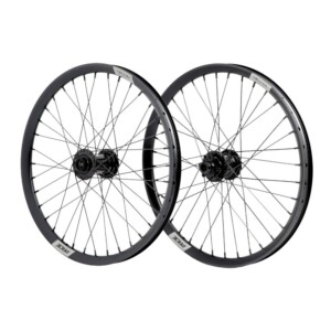 Paire de roues PRIDE Fusion Pro Disk 20 / 15mm 20" Black / Jantes Helium M24