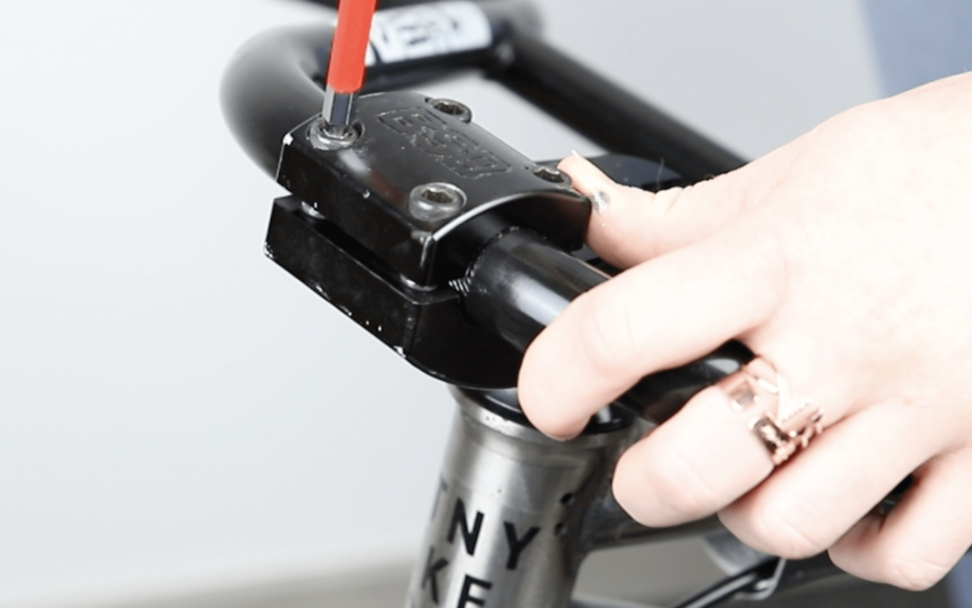 TUTO Installer un guidon- mise en place 1 | LES TROIS ROUX BMX SHOP