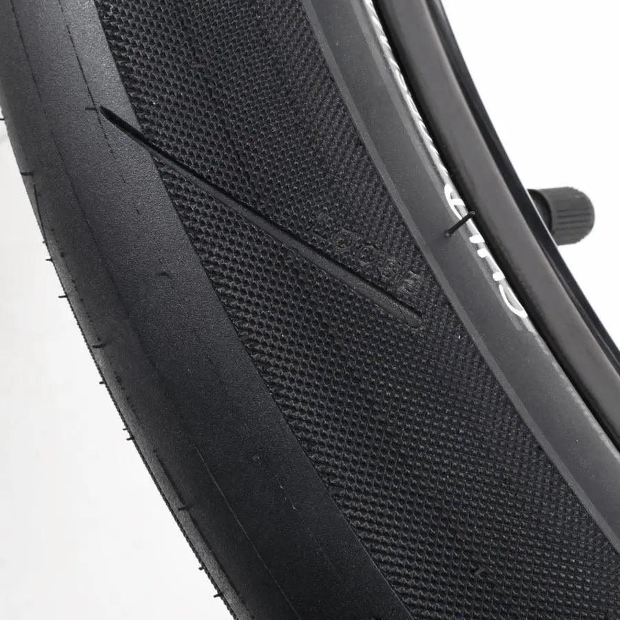 Pneu CULT Fast and Loose Walsh Black 20" x 2.40" – Image 3