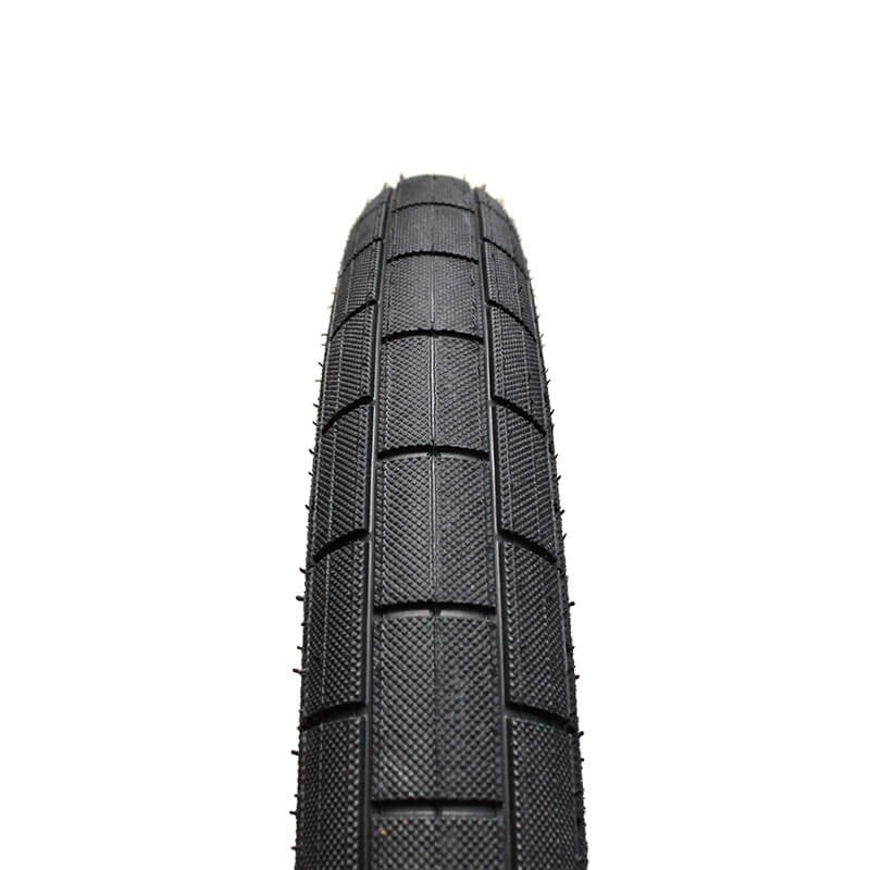 pneu-demolition-momentum-black